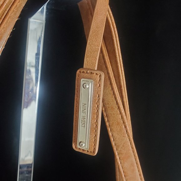 Nine West Brown Leather Shoulder Bag/Purse with FauxFur Sherpa accents - Picture 3 of 16